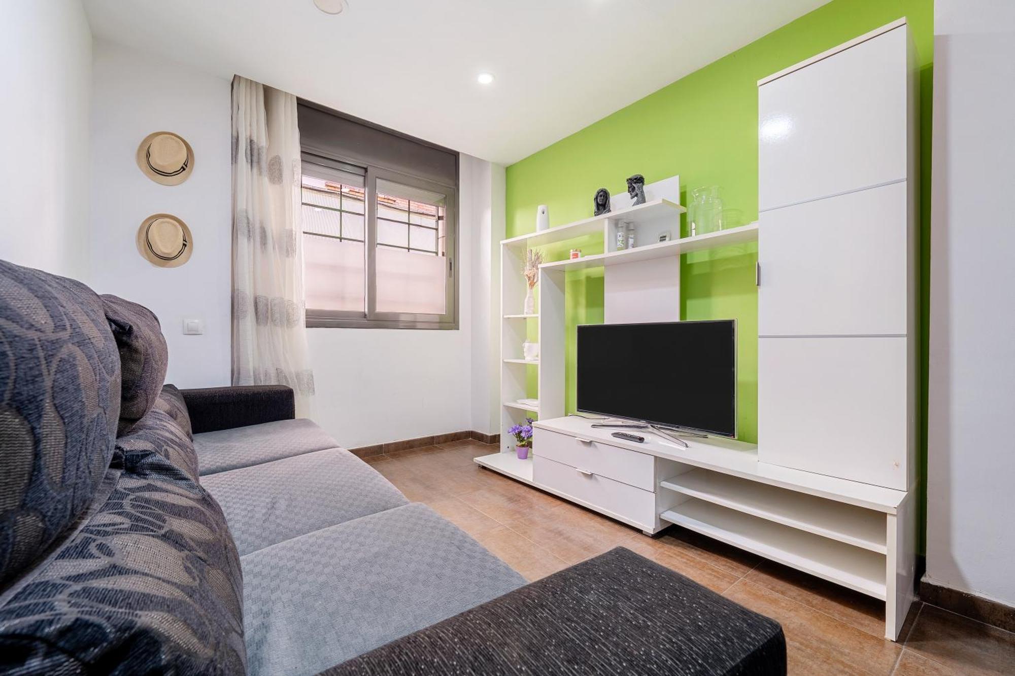 Vendrell Centre Apartment เอลเวนเดรล ภายนอก รูปภาพ